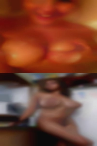 Caresser de fucking woman swingers clubs beaux seins. Caresser de fucking woman swingers clubs beaux seins.